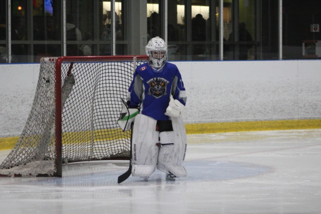 thomas goalie3